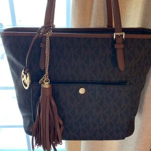 Michael Kors Tote